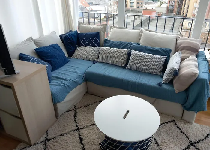 Gezellig Centraal Gelegen Penthouse 公寓 *