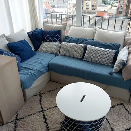 Gezellig Centraal Gelegen Penthouse Appartamento *